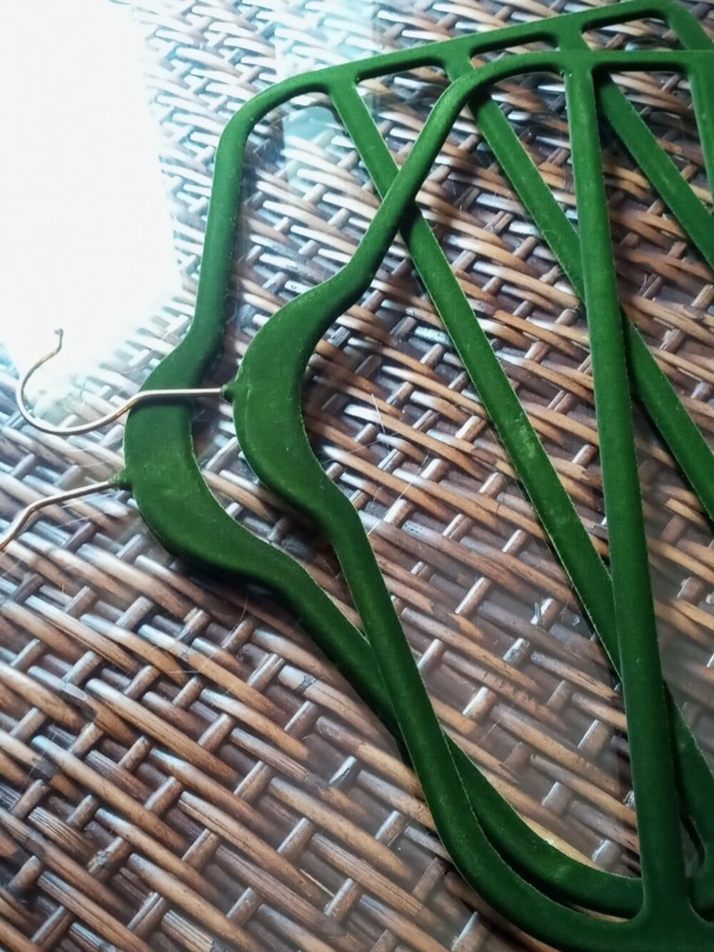 Joy Mangano Huggable Hangers 2pk Four-Bar Velvet Green - Picture 9 of 16